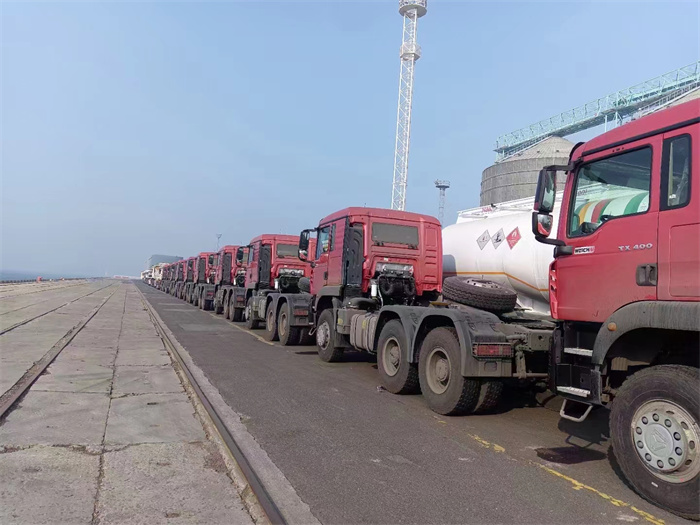 Load and transport
